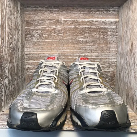 Nike Mens Shox Turbo VII Lace Up Athletic Shoes