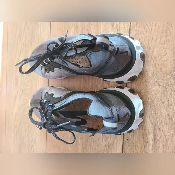 Nike React men's athletic shoes