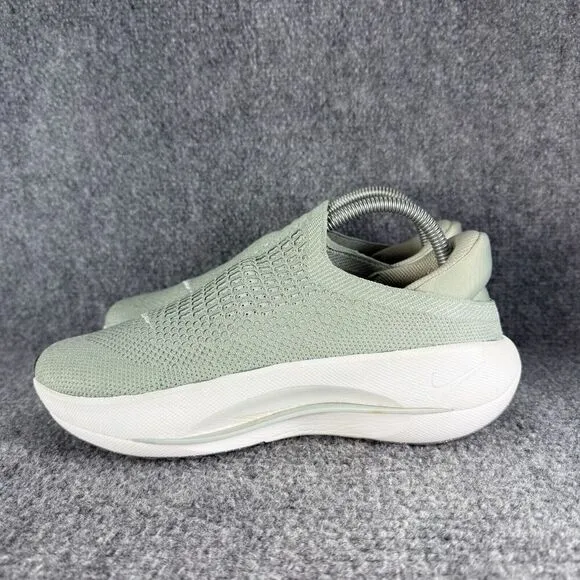 Nike Reina EasyOn Shoes Womens 9.5 Green Jade Slip On Athletic Sneakers