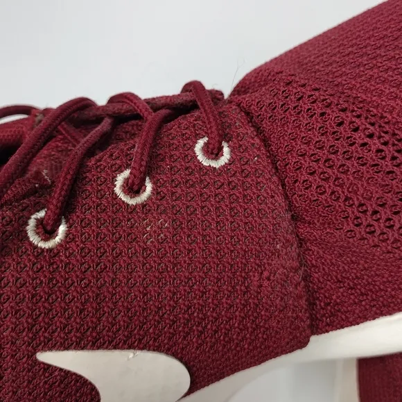 Nike Roshe Maroon Athletic Shoes
