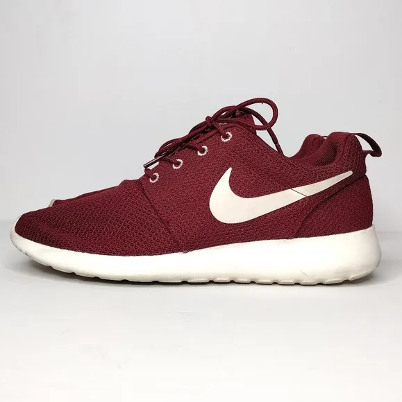 Nike Roshe Maroon Athletic Shoes