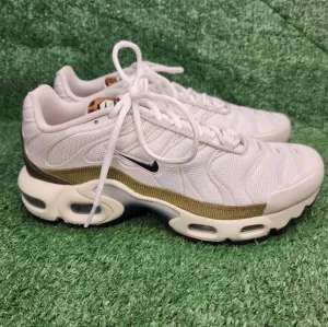 Nike Size 6.5Y Womens 8 Air Max Plus GS ‘Leopard’ DX9283-100 Athletic Shoes