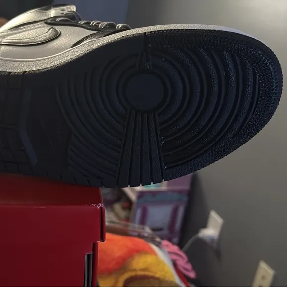 Nike Women's Air Sneakers - Black and Red