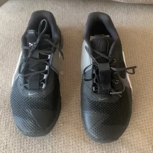 Nike Women's Metcon 7 Limited Addition Sneakers Size 7 CZ8280-010