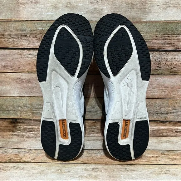 Nike Zoom Lite QS Athletic Shoes