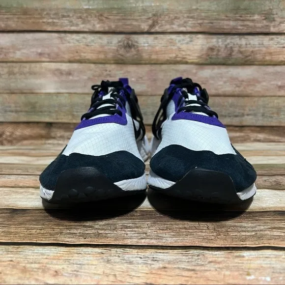 Nike Zoom Lite QS Athletic Shoes