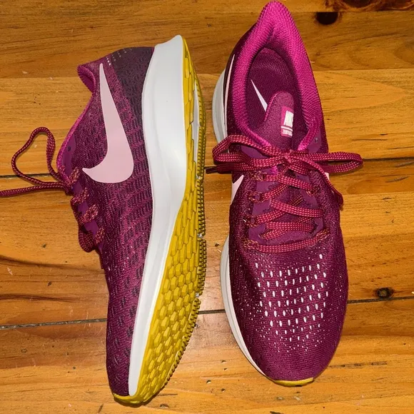 Nike Zoom Pegasus 35 Women's Running Shoes Size 9