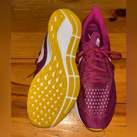 Nike Zoom Pegasus 35 Women's Running Shoes Size 9