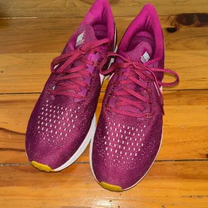 Nike Zoom Pegasus 35 Women's Running Shoes Size 9