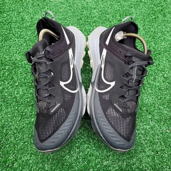NIKE AIR ZOOM TERRA KIGER 8 - Men's Running Shoes - SIZE 7