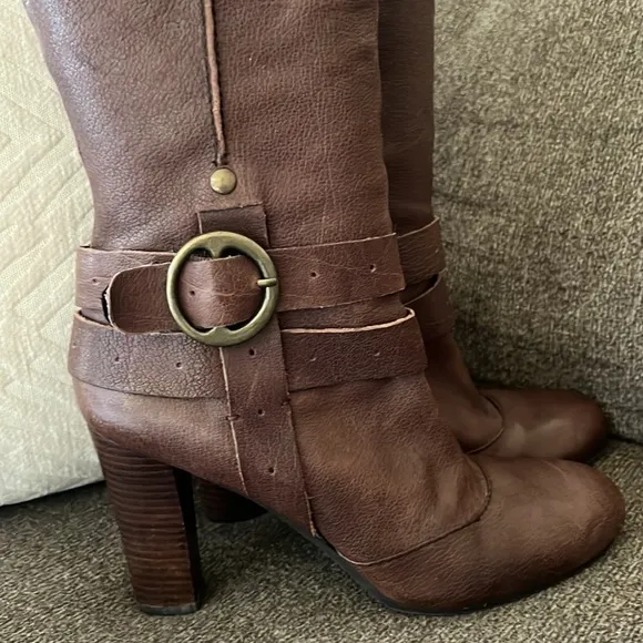 NINE WEST Brown Buckle Tall Brown Boot Size 9.5