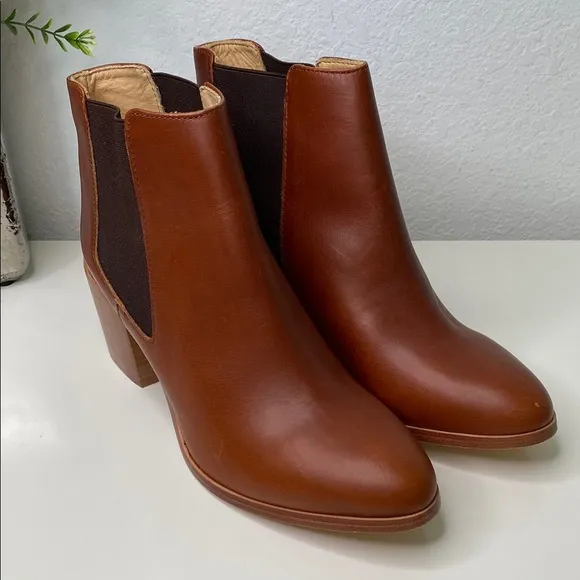 Nisolo Chelsea Leather Ankle Boots Size 9.5 Brandy
