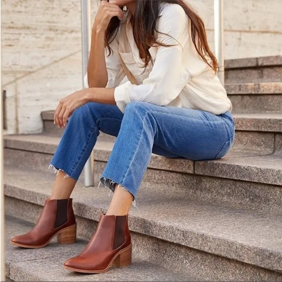 Nisolo Chelsea Leather Ankle Boots Size 9.5 Brandy