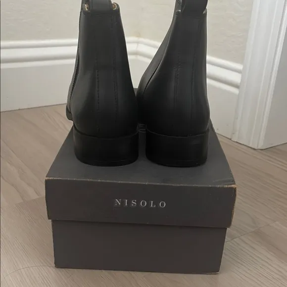 Nisolo Women’s Eva Everyday Black Chelsea Boots