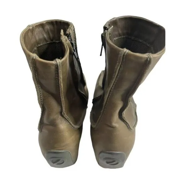 No Name Women's Boots French Luxury Green Leather Square Toe Side Zip 9.5