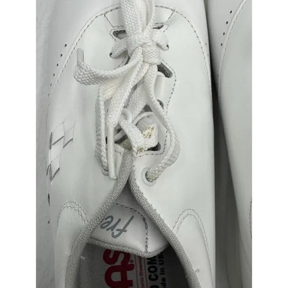 NWD SAS FREETIME Women's Athletic Sneaker White US Size 11 Medium NIB
