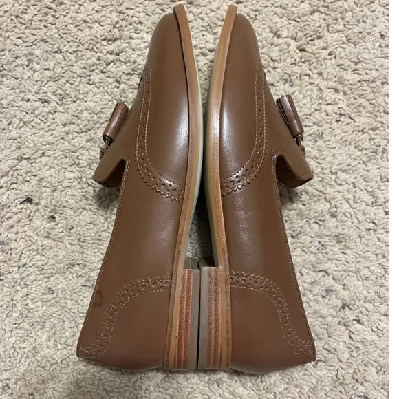 NWOB Talbots Leighton Tasseled Leather Brogue Loafers Cognac Brown Shoes 7.5