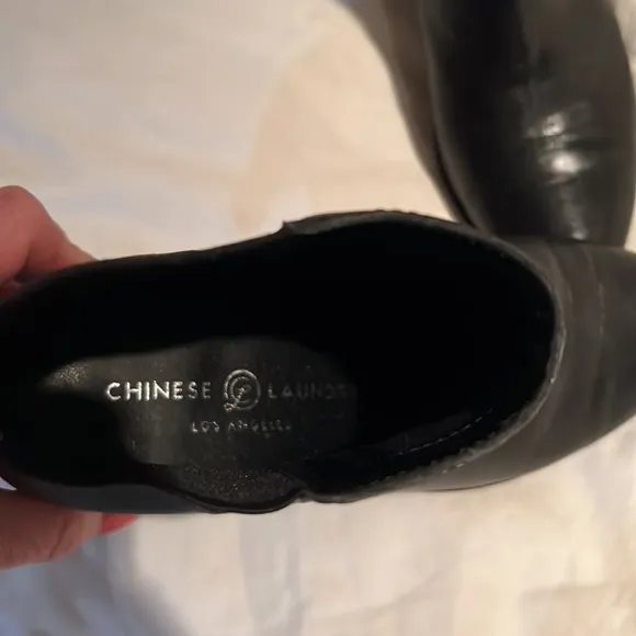 NWOT black ankle boots