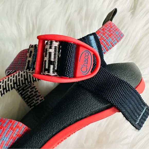 NWOT Chaco Zx1 EcoTread Sandals, Youth Size 2