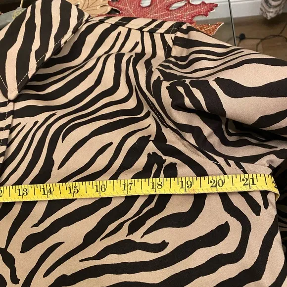 NWOT - CHAPS BY RALPH LAUREN ZEBRA PRINT BELTED TRENCHCOAT - BROWN &amp; TAN🤩🛍️🤩