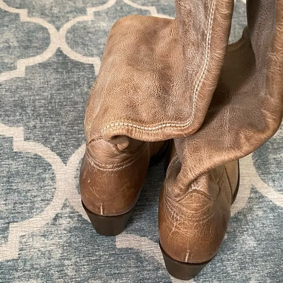 NWOT! FRYE Jane Tall Knee High Leather Cuff Western Style Riding Boots size 6