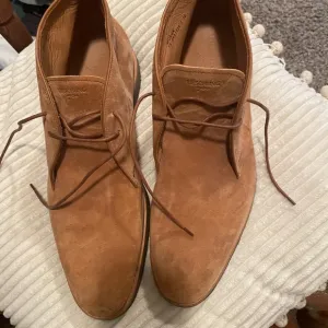 NWOT Men’s Heschung Murier