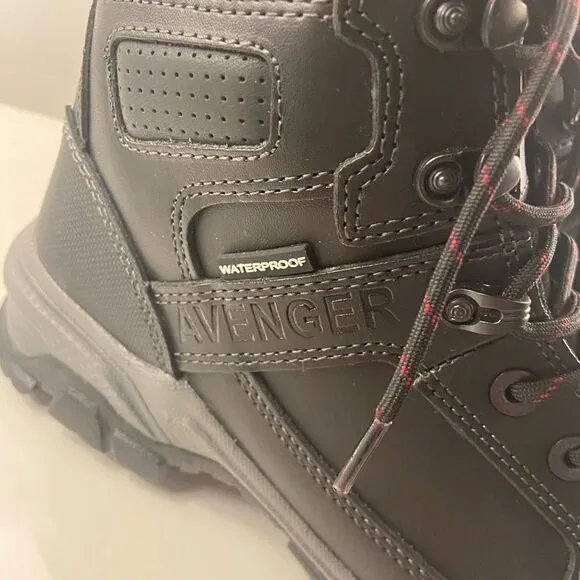 NWOT Avenger Ripsaw Workboot
