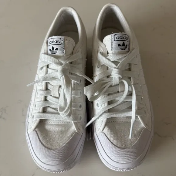 NWT Adidas NIZZA PLATFORM SHOES In white Size:6.5