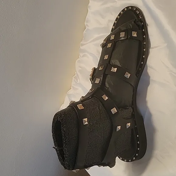 NWT Ash Black Leather Gladiator Sandals, 40 M
