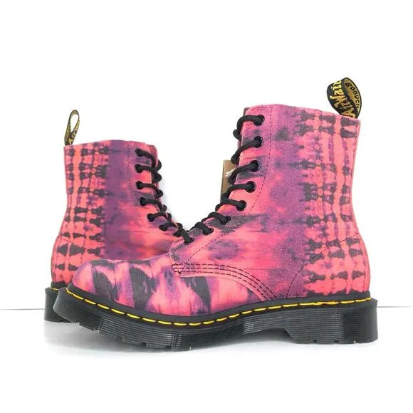 NWT Dr Martens Purple Tie Dye 1460 Lace Up Ankle Boots Women’s 7 Shoes