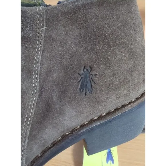 NWT Fly London EUR 39 US 8.5 9 Ankle Slouch Boot Taupe Oil Suede Boho Lagenlook