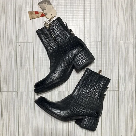 NWT Free People Dream State Ankle Boots Size 38