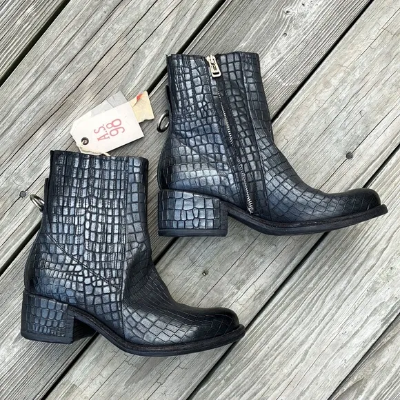 NWT Free People Dream State Ankle Boots Size 38