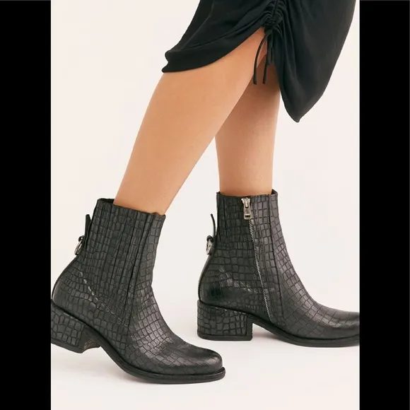 NWT Free People Dream State Ankle Boots Size 38