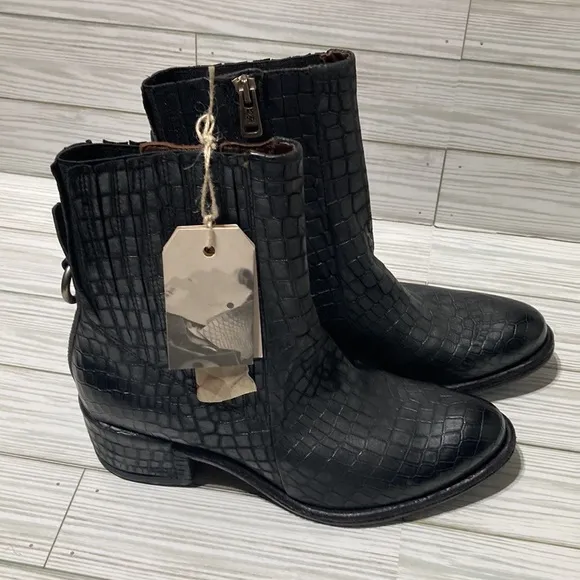 NWT Free People Dream State Ankle Boots Size 38