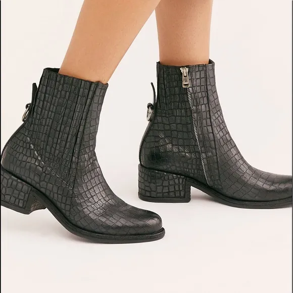 NWT Free People Dream State Ankle Boots Size 38