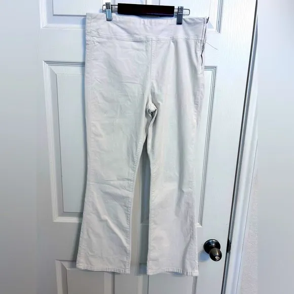 NWT Free People, In My Feelings Crop Jeans, Small in Seasalt