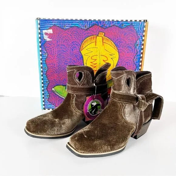 NWT Justin Boots Elana Brushed Velvet Square Toe Ankle Boots Size 7.5