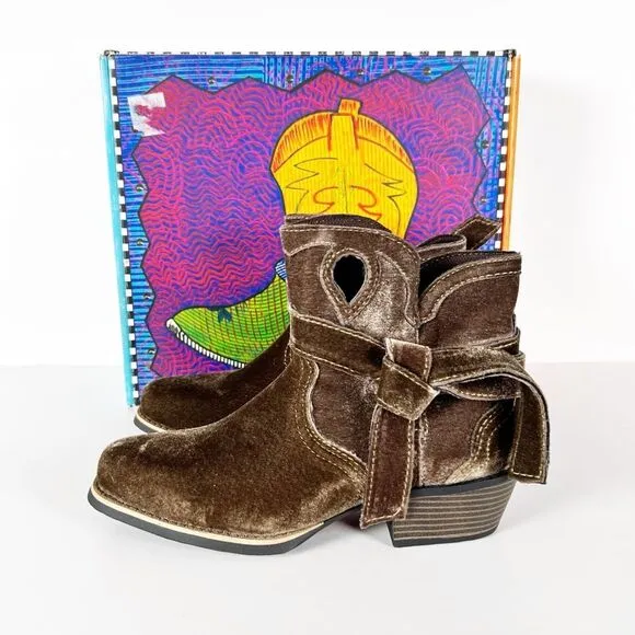 NWT Justin Boots Elana Brushed Velvet Square Toe Ankle Boots Size 7.5