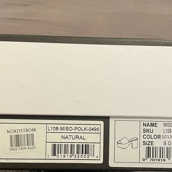 NWT Larroude “Miso” Natural Platform Shoes with Plush Comfort, Size 9