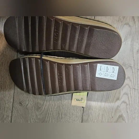 NWT NAOT YARROW SANDALS