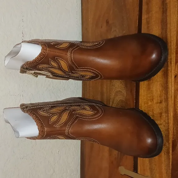 NWT Pikolinos Brown Leather Ankle Boots Size 6