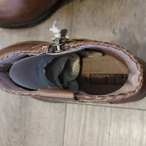 NWT Pikolinos Brown Leather Ankle Boots Size 6