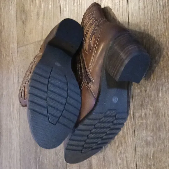 NWT Pikolinos Brown Leather Ankle Boots Size 6
