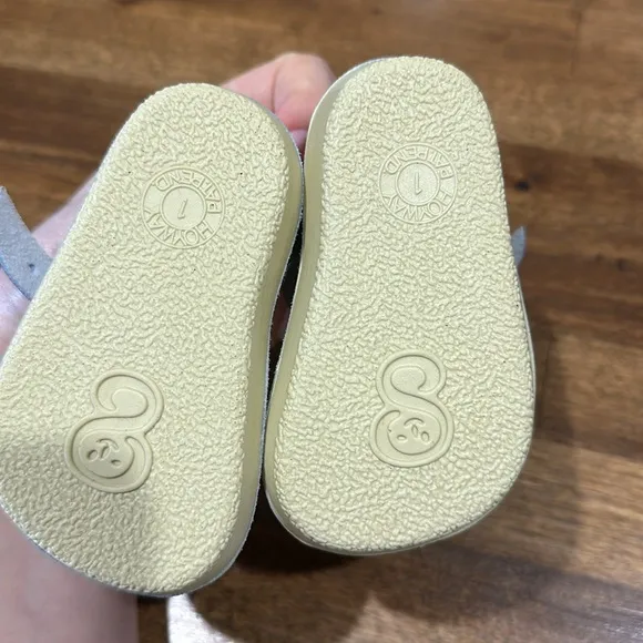 NWT Saltwater tan sandals