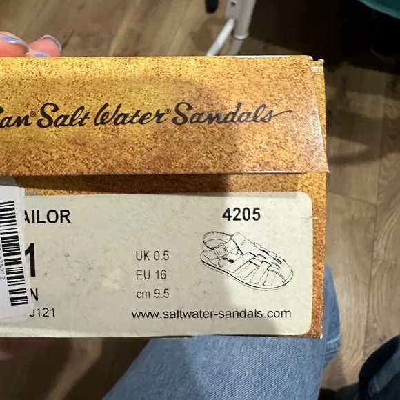 NWT Saltwater tan sandals
