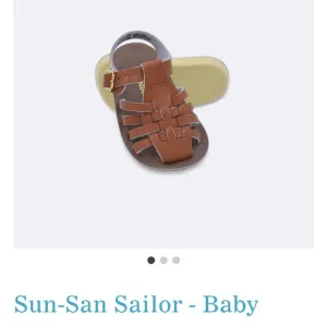 NWT Saltwater tan sandals
