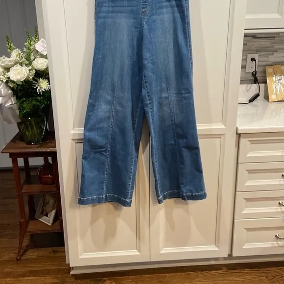 NWT Spanx Womens Jeans  Large EveryWear Seamed Front Wide Leg High Rise Tall