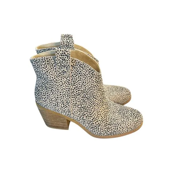 NWT Tom's Cheetah Suede Boots - Size 7.5