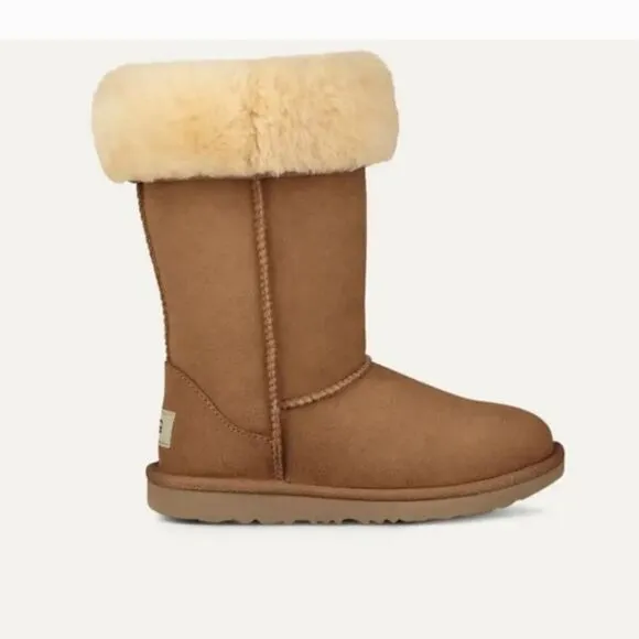 NWT UGG Kids' Classic Tall II Water Resistant Boots Size 13 little girl Chestnut